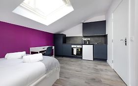 Altido Elegant Apartments Near The Meadows